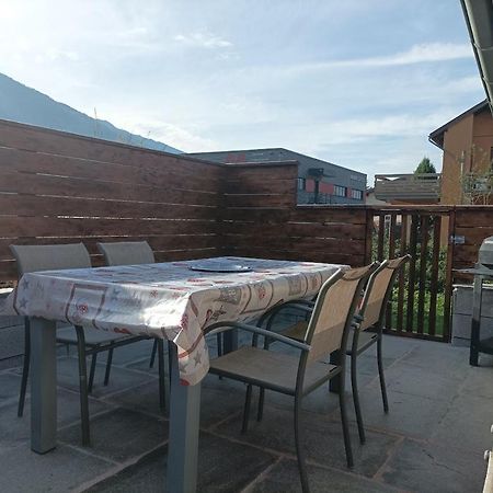Joli Appart Terrasse Et Jardinet Альбервіль Екстер'єр фото